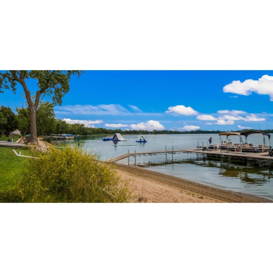 Canary Beach Resort Glenwood エクステリア 写真