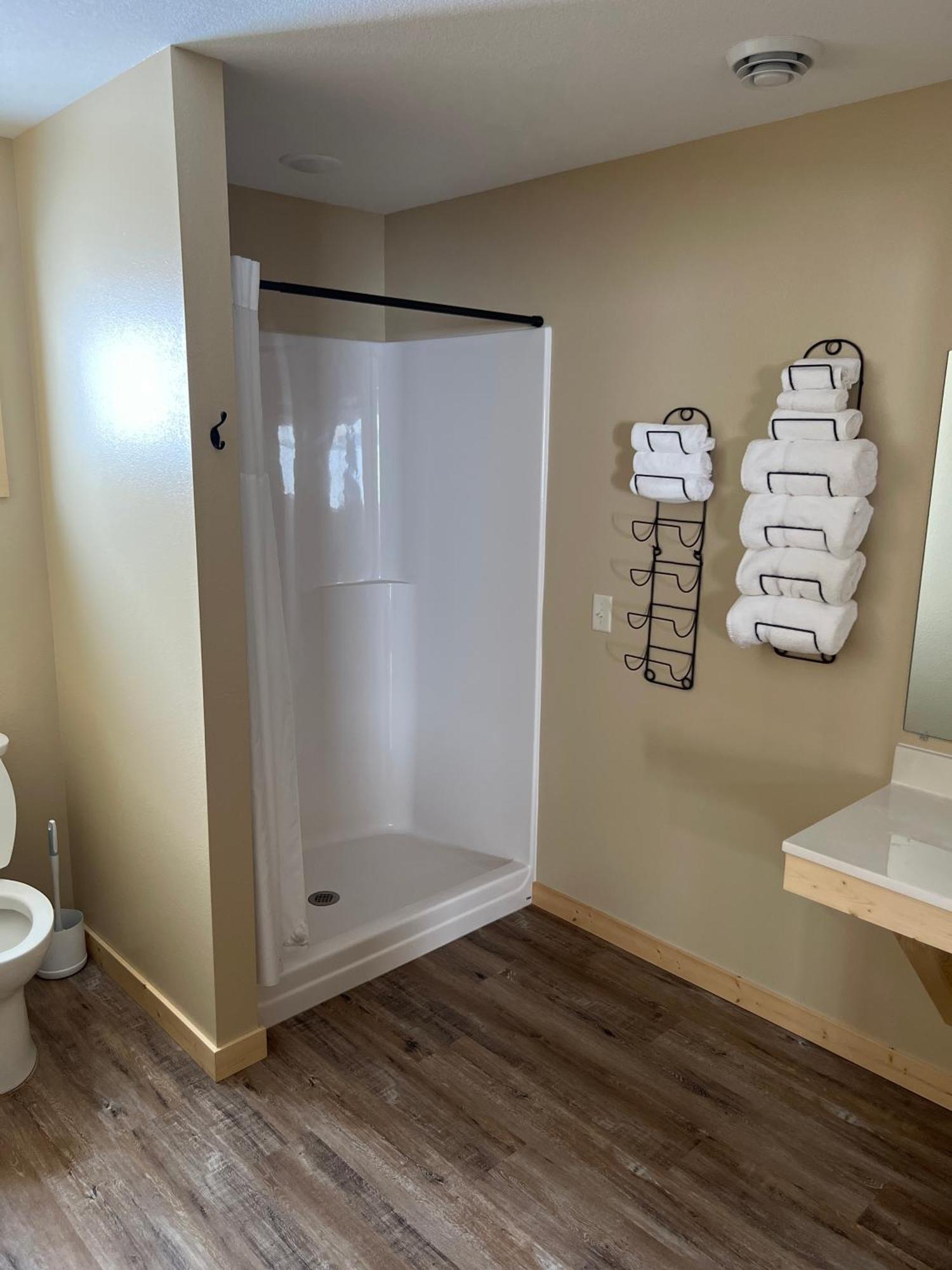 Canary Beach Resort Glenwood エクステリア 写真