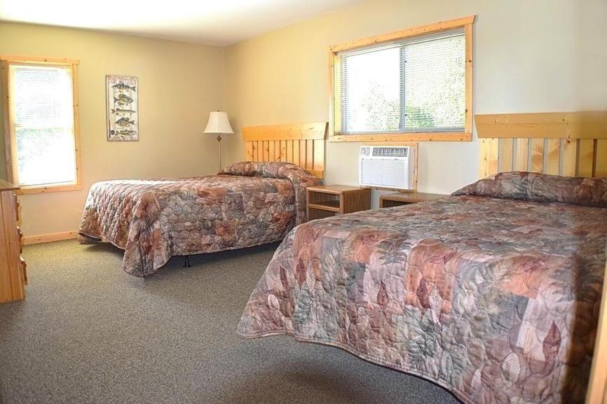 Canary Beach Resort Glenwood エクステリア 写真